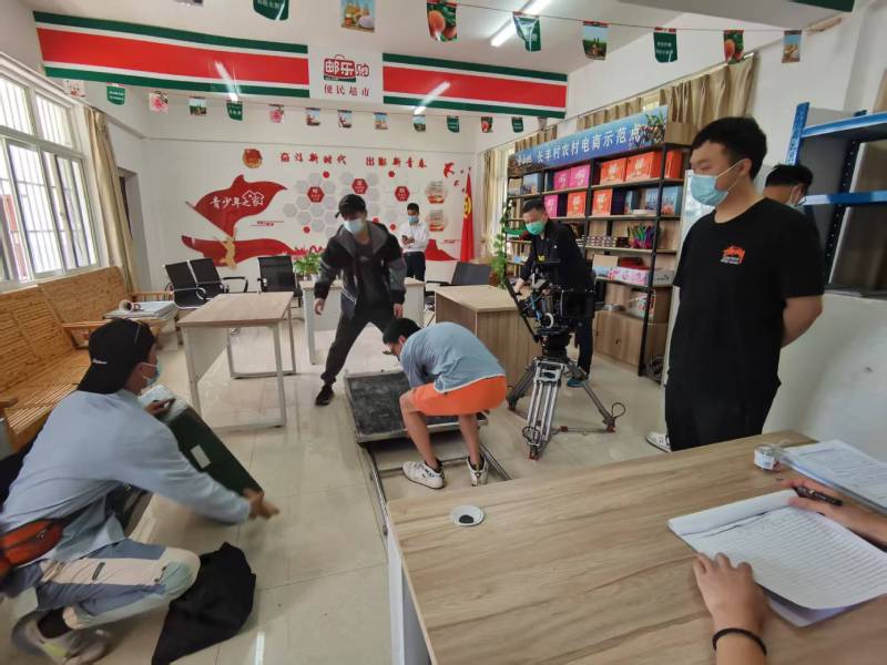 追星女孩心理学分析报告：殷都区广告片拍摄公司揭秘饭圈应援式传播逻辑